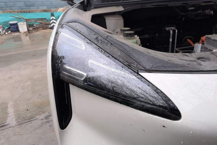 Used Baojun Yunhai 2024 600km Pure Electric Version Right Front Headlight