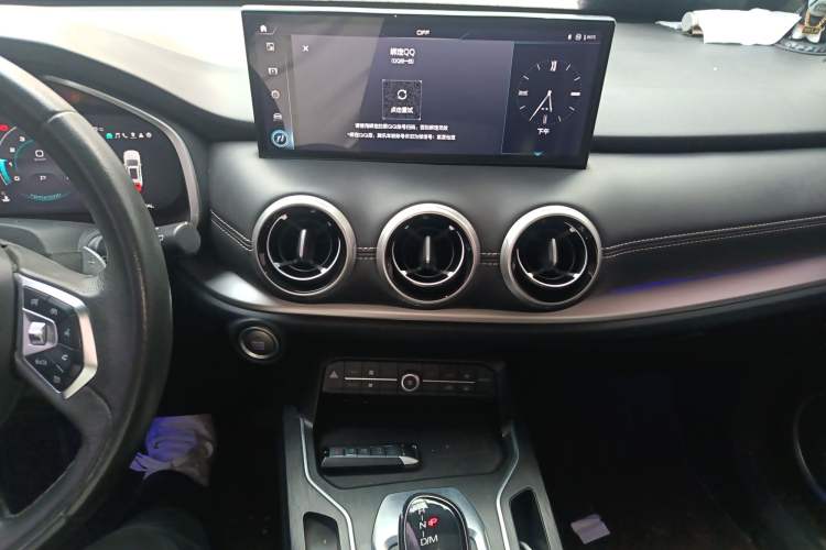 Used Wey VV6 2020 2.0T Two-Wheel Drive Smart Enjoyment+