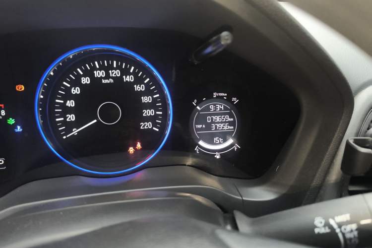 Used Honda Vezel 2017 1.8L CVT Front-Wheel Drive Pioneer Edition
