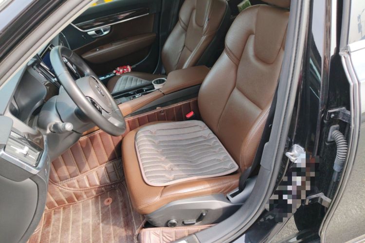 Used Volvo S90 2018 T4 Zhiyuan Edition
