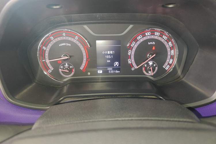 Used SAIC MAXUS T60 2017 2.0T Gasoline Automatic Two-Wheel Drive High-Ride Comfort-Grade Standard Cabin