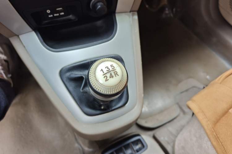 Used Hyundai Tucson 2013 2.0L Manual Two-Wheel Drive Fashion Edition
