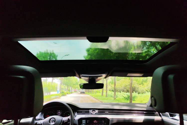 Used Volkswagen FAW-Volkswagen CC 2019 330TSI Glamour Edition China V Standard Headliner