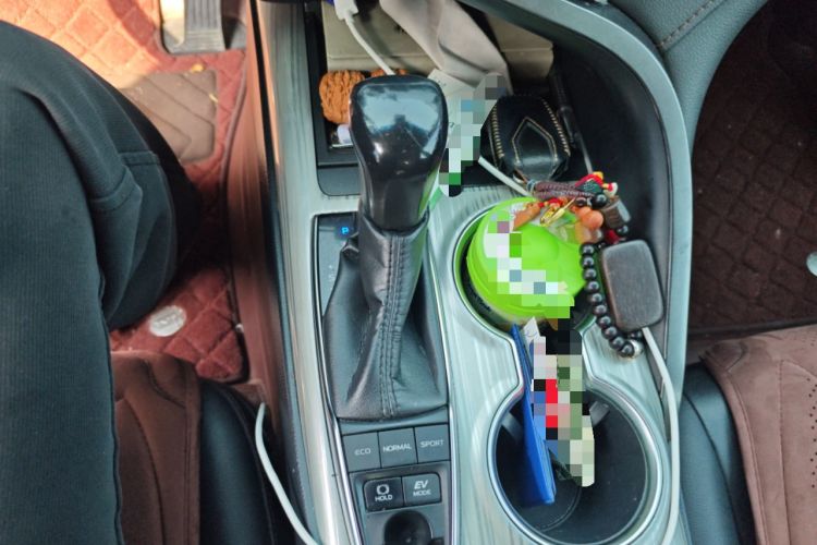 Used Toyota Camry 2018 Dual-Engine 2.5 HG Luxury Edition
