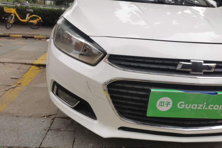 Used Chevrolet Cruze 2015 1.5L Manual Elite Edition Right Front Headlight