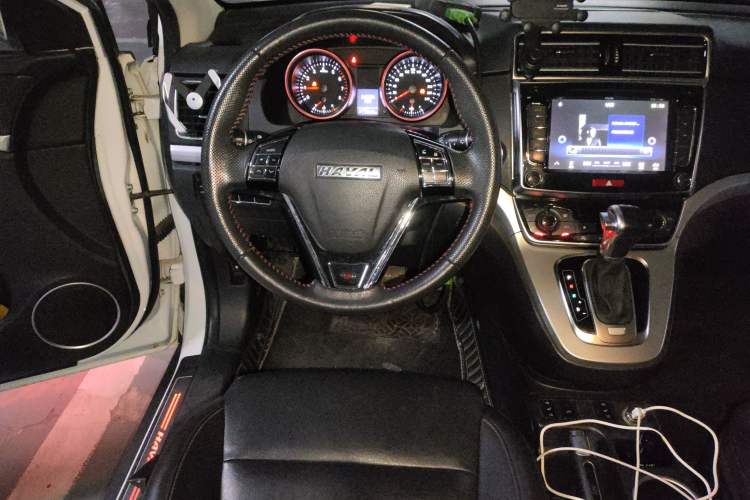 Used Haval H6 2015 Sport Edition 1.5T Automatic Two-Wheel Drive Luxury Model
