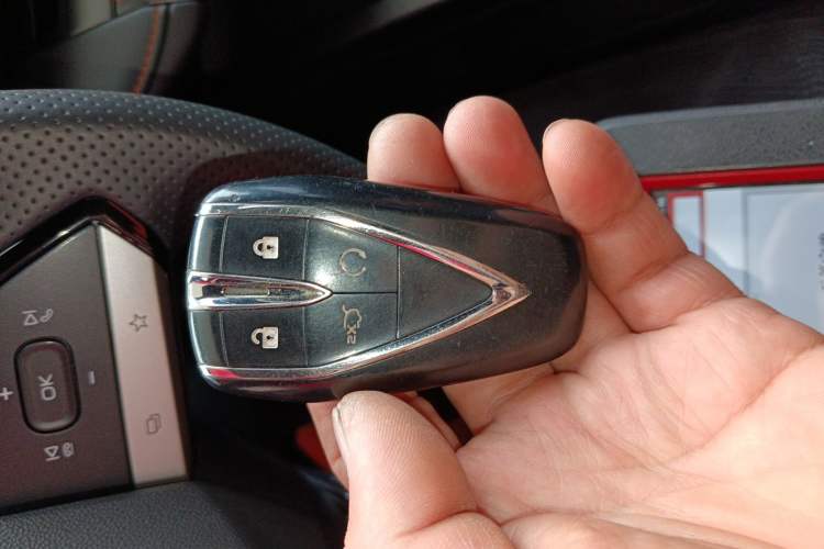 Used CHANGAN UNI-V 2022 1.5T Prestige Version Interior 1