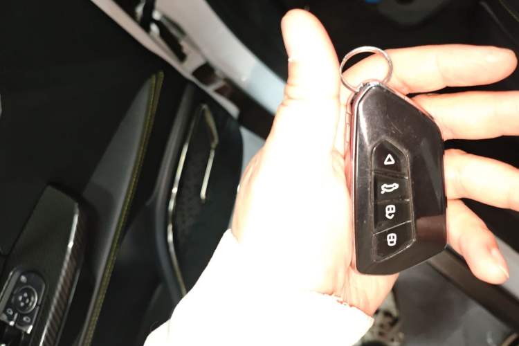 Used NETA U 2022 Zhi400 Pro Lithium Iron Phosphate
