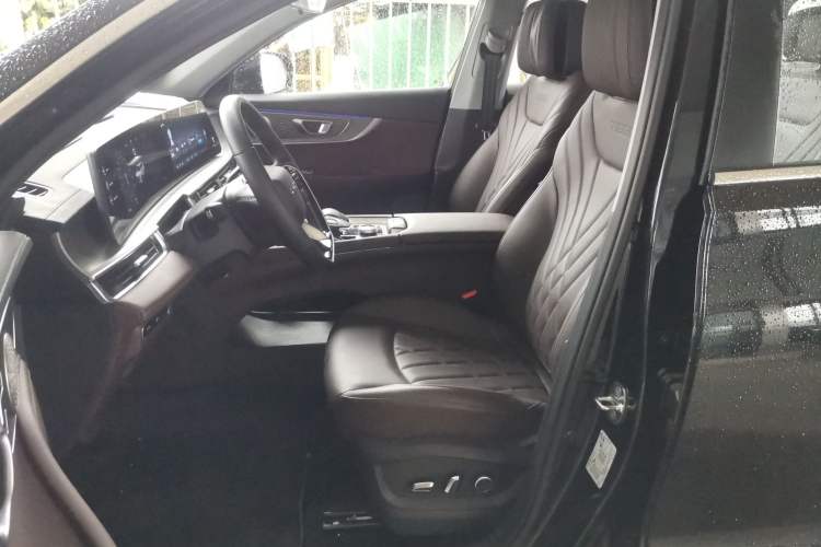 Used Chery Tiggo 8 PRO 2024 Champion Edition 390T Two-Wheel Drive Aoshi Version 5 Seats
