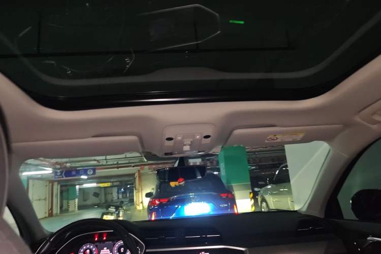 Used Audi Q3 Sportback 2020 40 TFSI Fashion Model Headliner