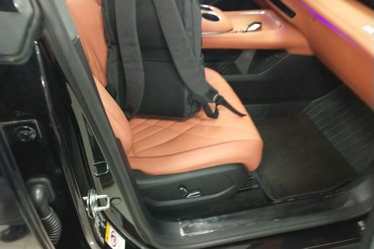 Used Deepal S07 2023 121Max Range-Extended Version