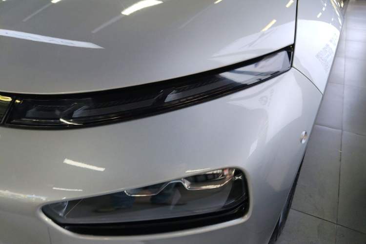 Used XPeng P7 2020 670N Left Front Headlight