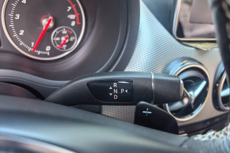 Used Mercedes-Benz B-Class 2015 B 200 Fashion Model
