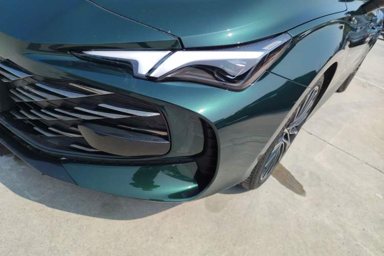 Used MG 7 2023 2.0T Automatic Hunter Luxury Edition
