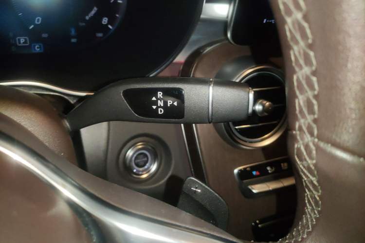 Used Mercedes-Benz GLC 2021 GLC 260 L 4MATIC Luxury Model Gear Lever