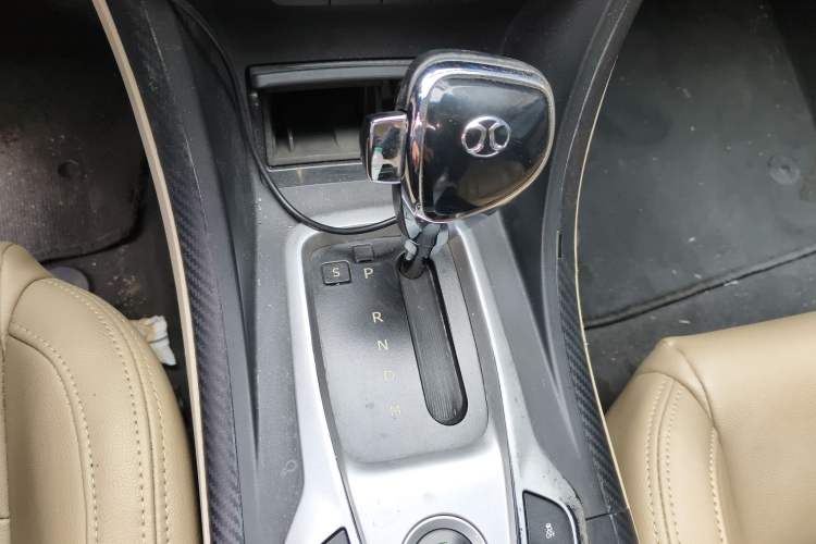 Used BAIC Senova D70 2013 2.0T Comfort Edition