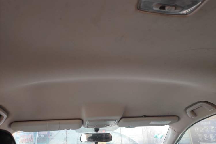 Used Honda CR-V 2015 2.0L two-wheel drive urban version