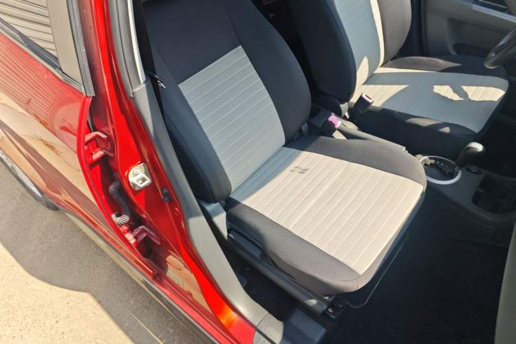 Used Suzuki Swift 2013 1.5L Automatic Standard Edition