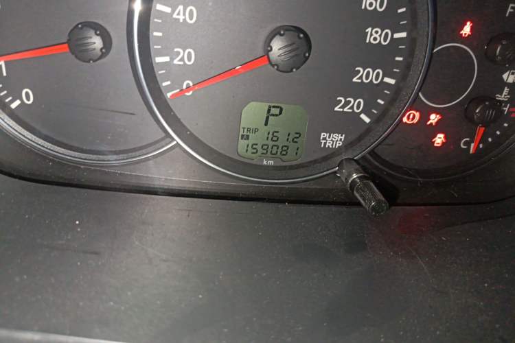 Used Mitsubishi Pajero Sport 2013 3.0L Automatic Two-Wheel Drive Luxury Edition Odometer Close Up