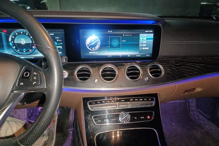 Used Mercedes-Benz E-Class 2016 E 200 L
