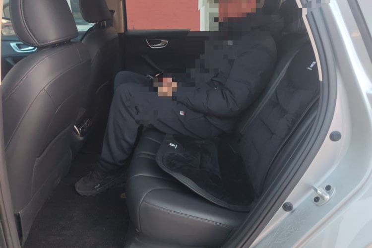 Used Roewe D7 2023 DMH 125km Superior Edition
