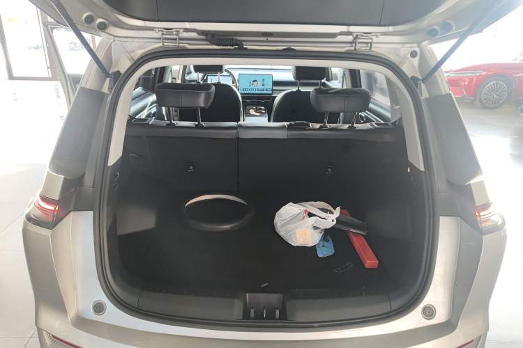 Used AION Y 2024 Younger Star Edition