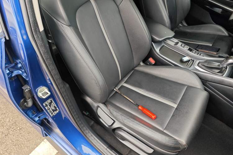 Used Hyundai Lafesta 2019 280TGDi Sport Edition China VI Right Front Seat