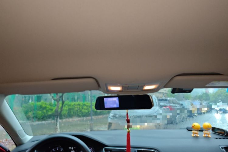 Used Volkswagen Lamando 2015 230TSI DSG Fashion Edition Headliner