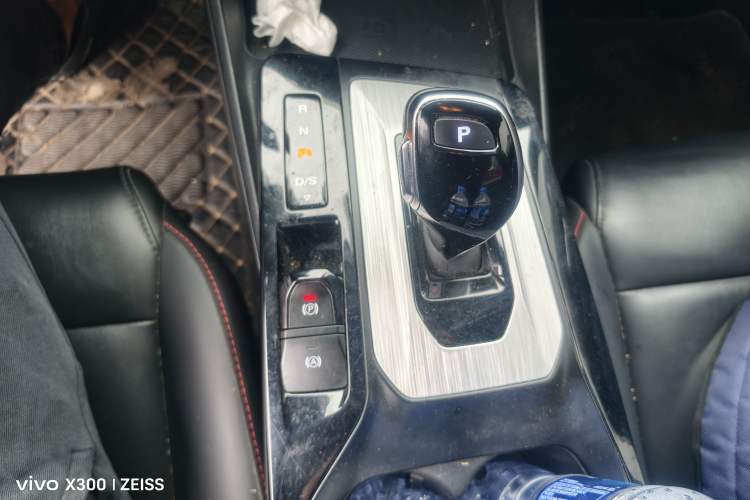 Used MG 5 2021 Revised 300TGI DCT Qingshè Luxurious Enjoyment Edition
