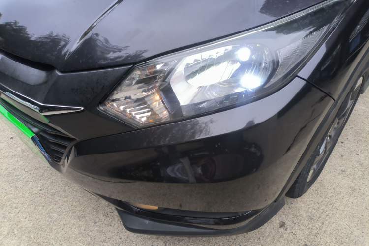 Used Honda Vezel 2016 1.8L CVT Front-Wheel Drive Pioneer Edition
