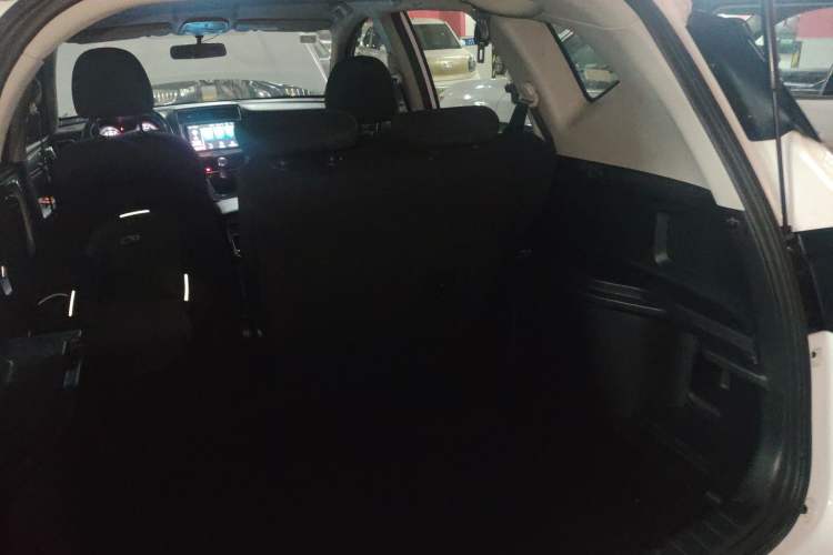 Used Haval M6 2019 1.5T Manual Two-Wheel Drive Urban Version China VI Standard
