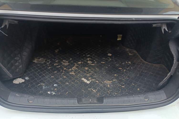 Used Geely Auto Emgrand GL 2018 1.8L DCT Elite Smart Connectivity Version
