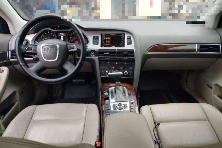 Used Audi A6L 2011 2.4L Comfort Edition Center Console