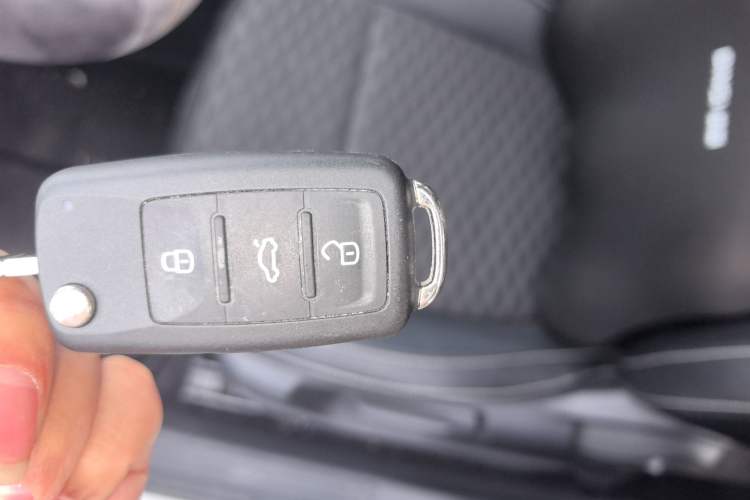 Used Skoda Kamiq 2018 1.5L Automatic Comfort Edition China VI Standard Vehicle Key