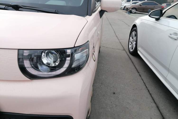 Used Chery QQ Ice Cream 2022 170km Sundae Phosphate Lithium-Ion
