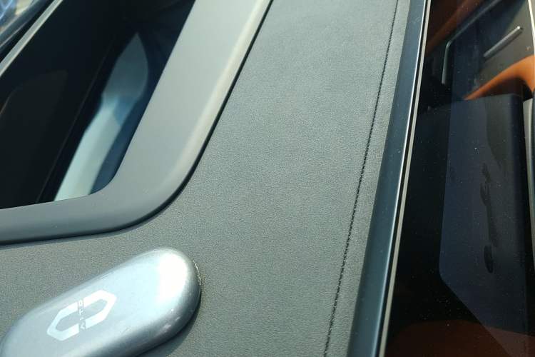 Used Hima AITO M9 2024 All-Electric Ultra Version 100 kWh 5-Seater Model Interior 1