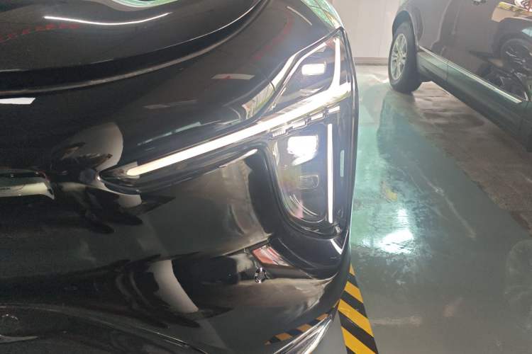 Used IM LS6 2026 Model Range-Extending 66 Max+ Left Front Headlight