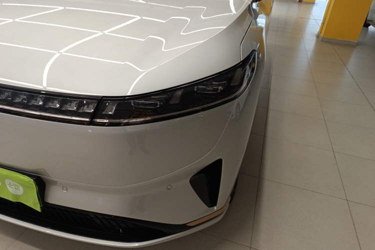 Used Dongfeng eπ eπ008 2025 210 Ultra Range-Extended Version 5 Seats
