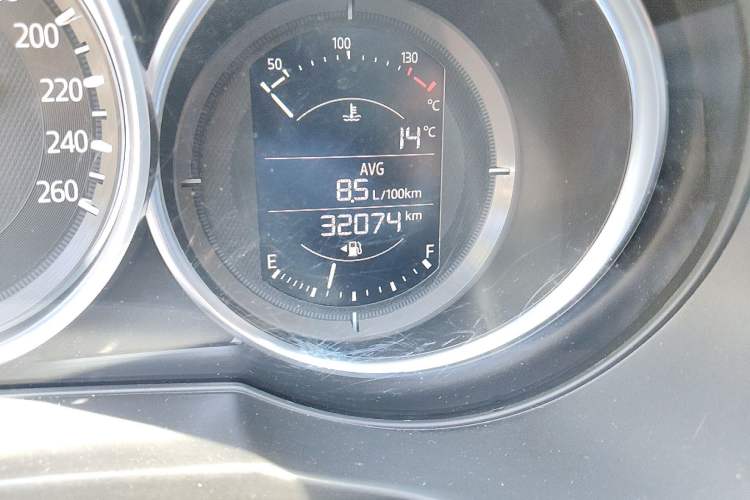 Used Mazda CX-5 2017 2.0L Automatic 2WD ZhiShang Trim China V Standard Odometer Close Up