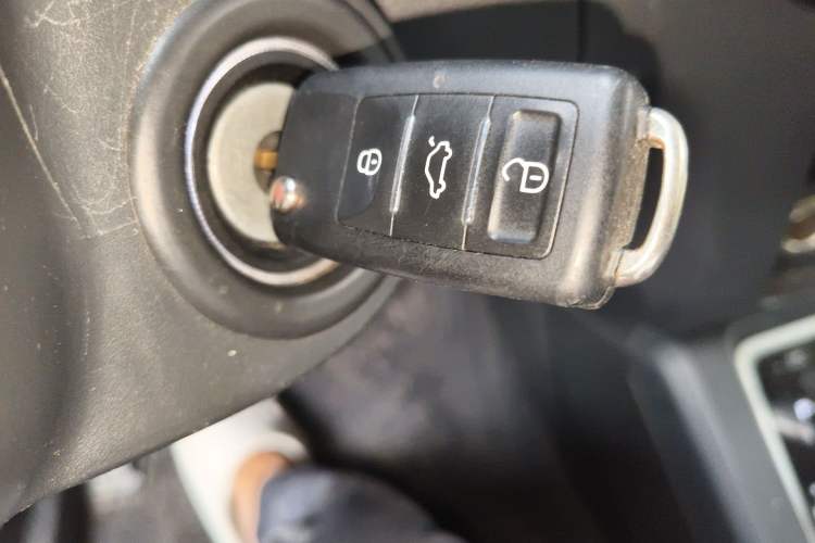 Used BAIC Off-Road BJ40 2016 40L 2.3T Automatic All-Wheel Drive Premium Edition Vehicle Key