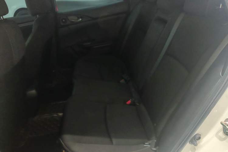 Used Honda Civic 2021 HATCHBACK 220TURBO CVT New Trendsetter