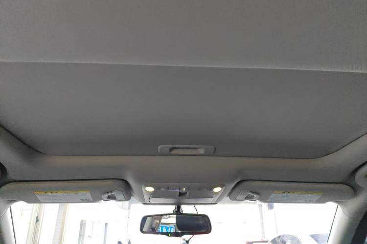 Used Infiniti Q50L 2018 2.0T Enjoyment Version China V Standard Headliner