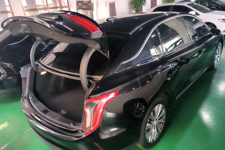 Used Hongqi E-QM5 2022 431 km Charge & Enjoy Edition
