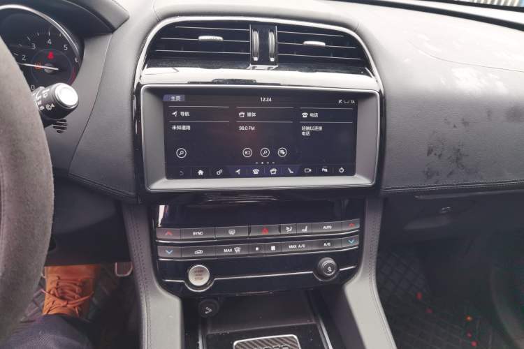 Used Jaguar F-PACE 2019 2.0T Four-Wheel Drive Urban Luxury Edition
