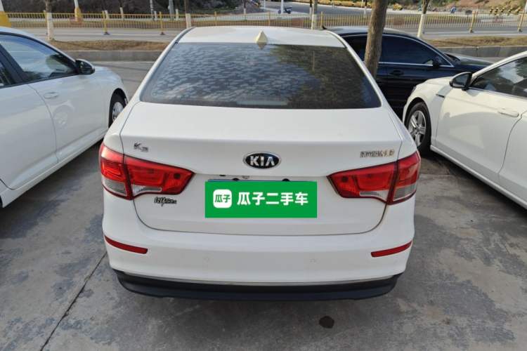 Used Kia K2 2015 Sedan 1.4L Automatic GLS
