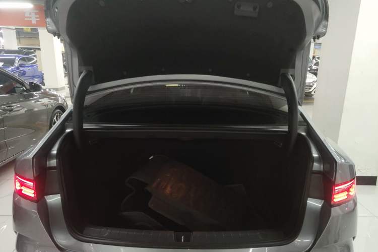 Used BYD Destroyer 05 2024 Honor Edition DM-i 120KM Luxury Model
