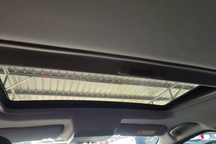 Used Peugeot 3008 2015 1.6THP Automatic Classic Edition Headliner