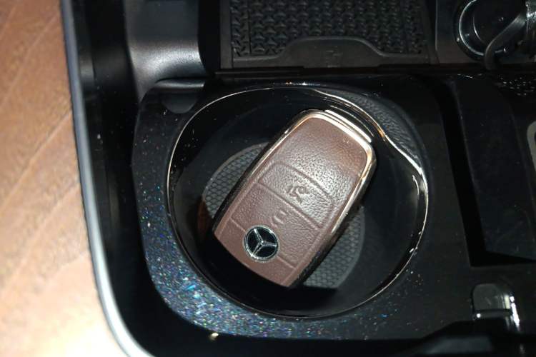 Used Mercedes-Benz E-Class 2023 Updated E 300 L Fashion Edition
