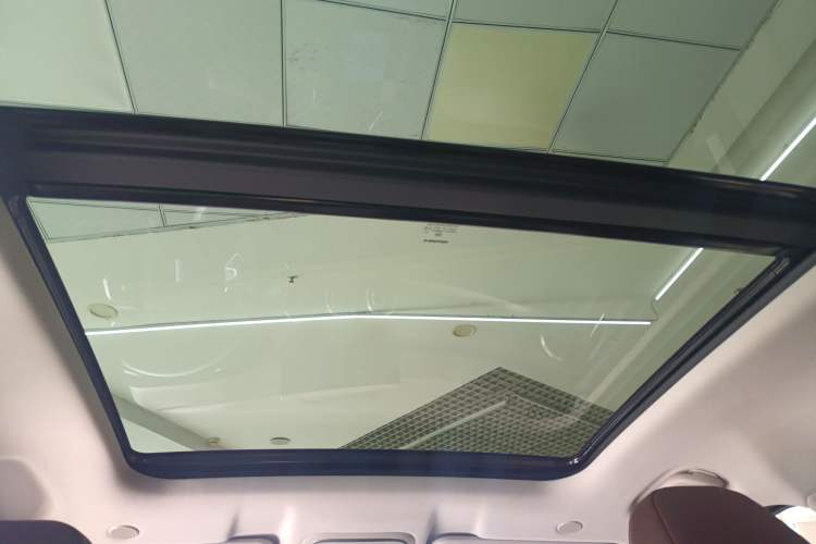 Used Wey VV6 2021 2.0T Two-Wheel Drive Smart Plus