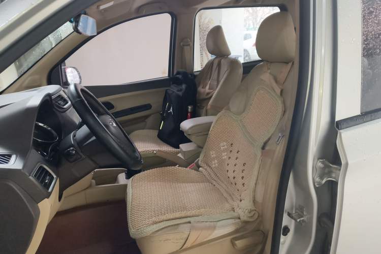 Used Wuling Hongguang 2015 1.5L S1 Standard China V-Emission Standards